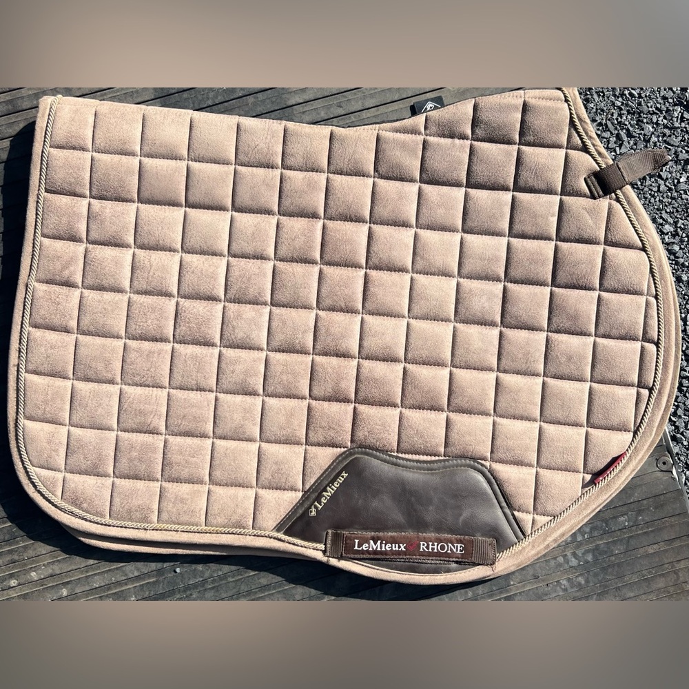 LeMieux Prosecco Saddle Pad - Picture 2 of 6